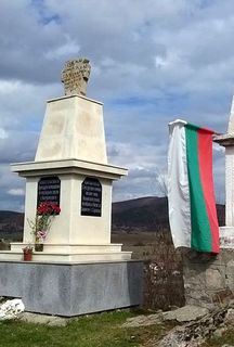 Братска могила на 52 нисши чина от Лейбгвардейски Волински полк