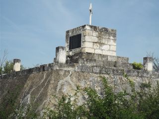 братска могила