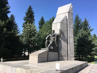 Паметник на Гоце Делчев