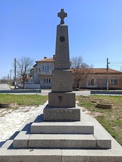 Войнишки паметник в село Доброславци