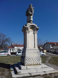 Войнишки паметник във Враждебна