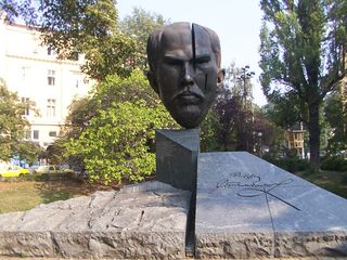 Паметник на Стефан Стамболов