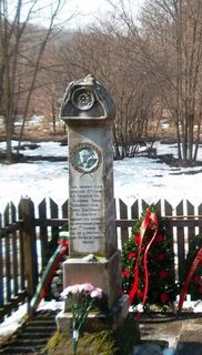 надгробен паметник на прапоршчик пирот дмитриевич валериянский