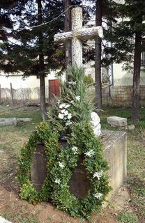Надгробен паметник на капитан Николай Лейковски