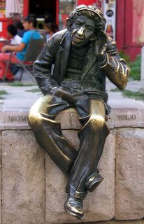 Паметник на Мильо Лудия
